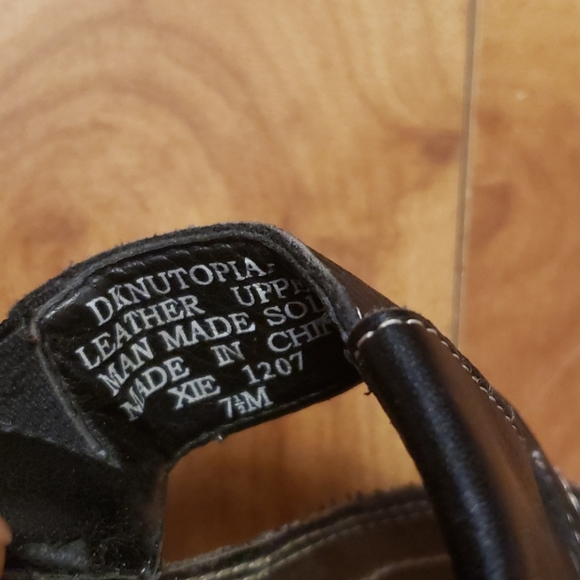 Dockers sandals - Picture 2 of 3